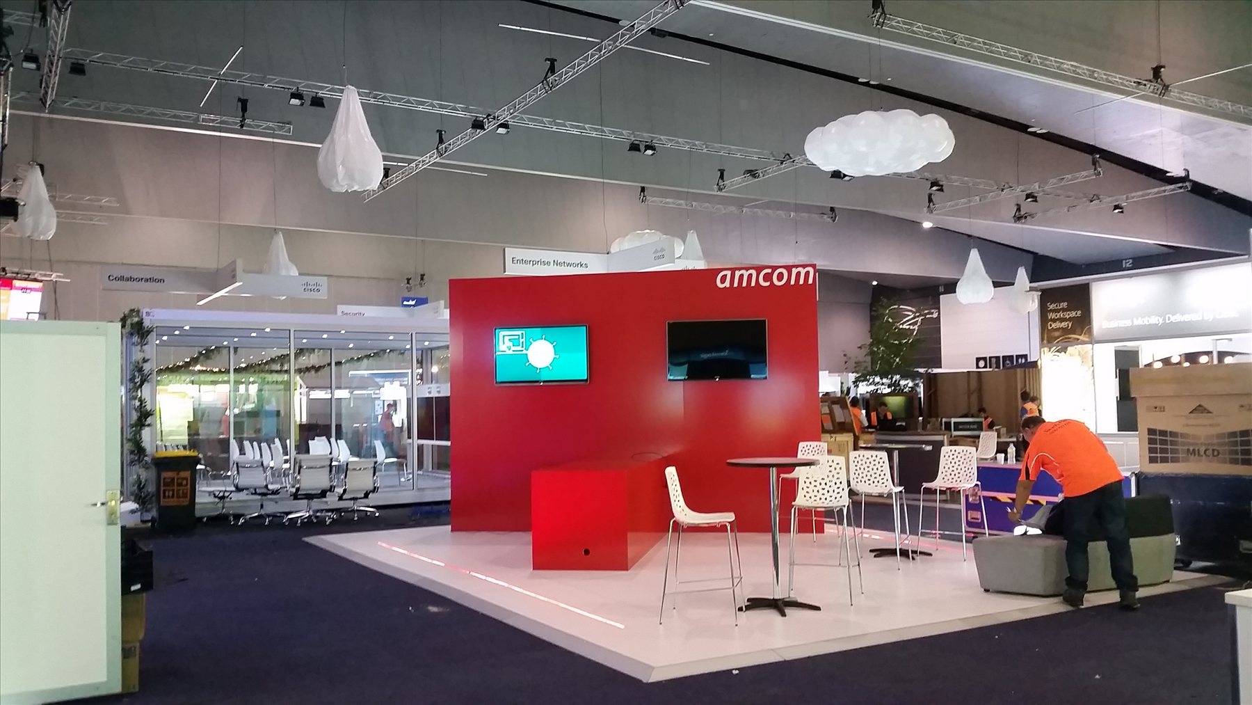 Amcom - interactive installation by Interactivity